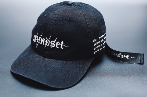 Hold’em X mindset Black cap